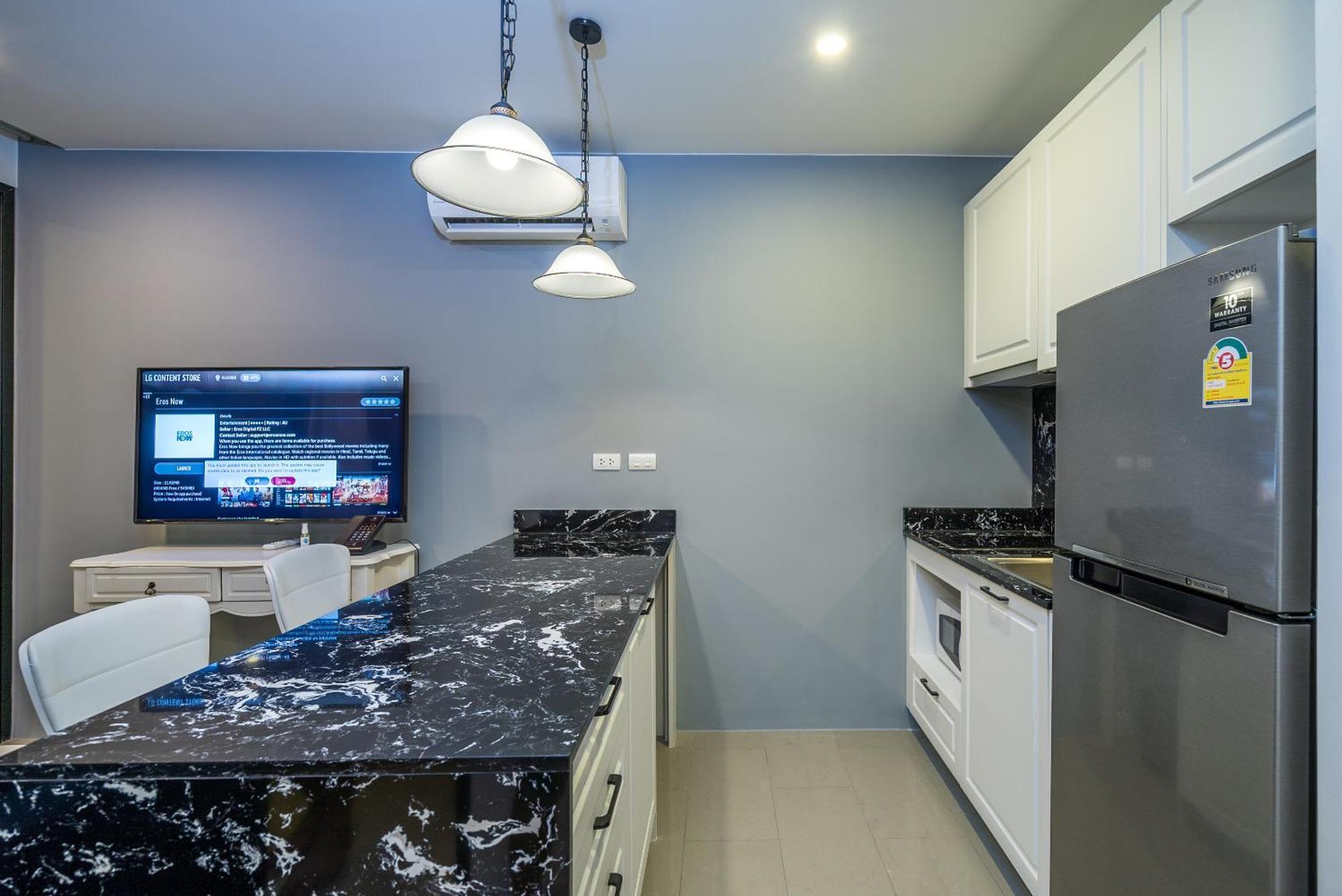 Apartment At Palmyrah Surin By Lofty Chambre photo